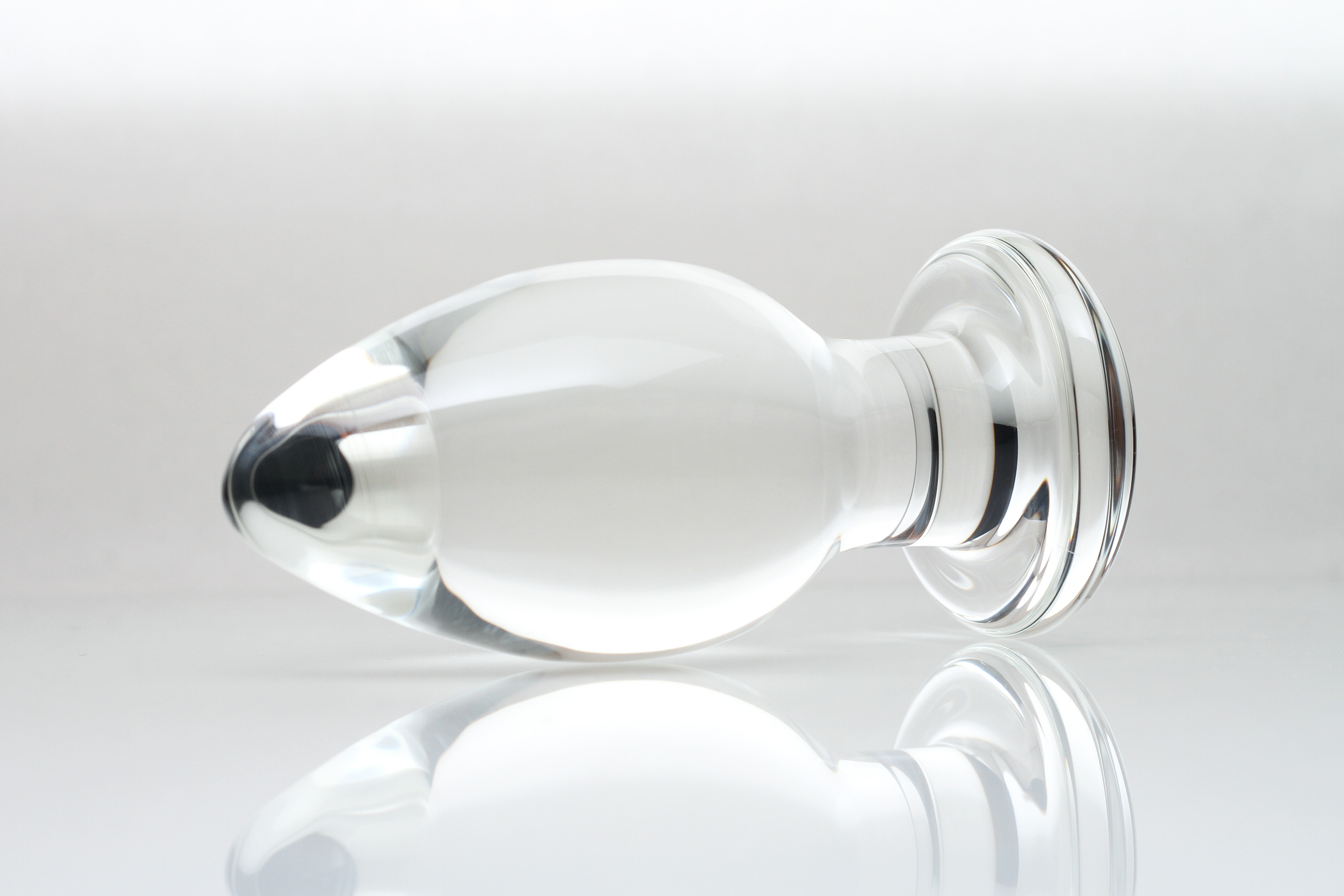 glass but plug glass but plug